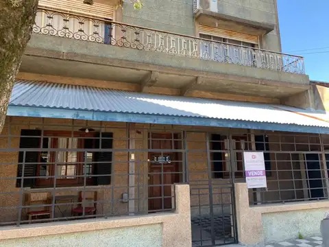 PH en dos plantas Alberti 680 - Campana, Bs.As. G.B.A. Zona