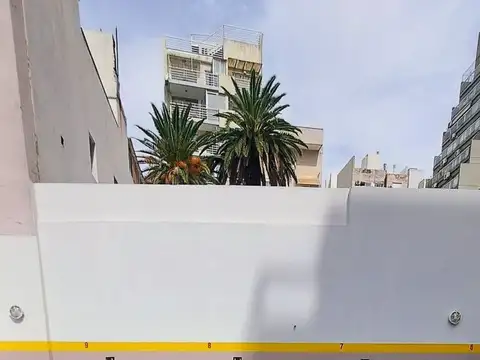 COCHERA ENTRE HONDURAS Y GORRITI.BUENA UBICACION