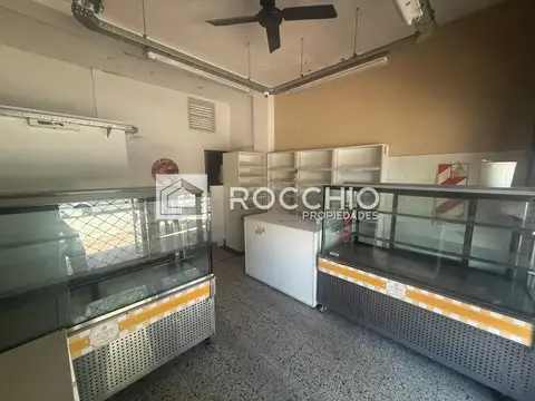 Local en Alquiler en Jose Leon Suarez, $ 600.000