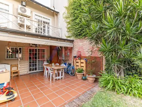 Depto Tipo Casa en Venta con 1 cocheras