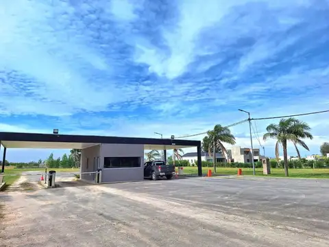 Terreno en Venta 20  mts Frente