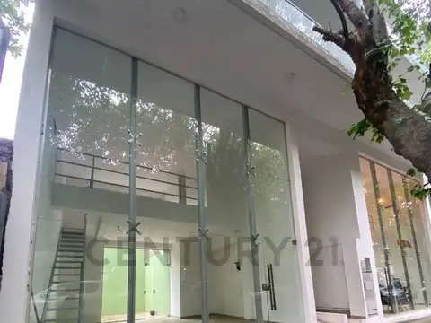 57 entre 8 y 9 600, Piso 0