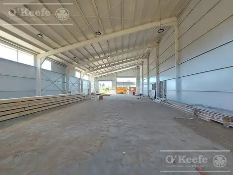 Galpon en Venta 32  mts Fondo