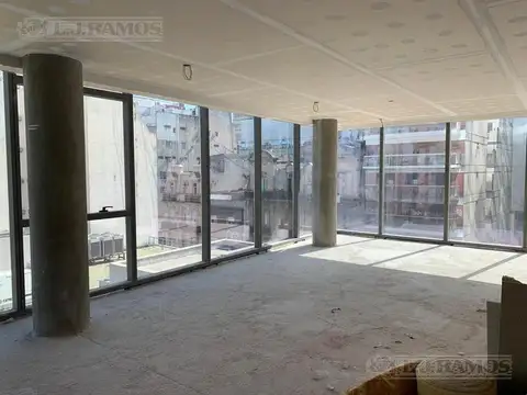 CORRIENTES  N°1470 -Piso  8- Oficina 2