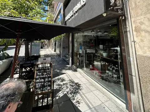 Local Comercial en Venta en Av. Callao y Vicente Lopez. Recoleta