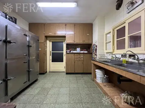 Hotel en Venta 50 años