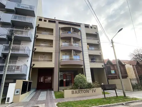 DEPARTAMENTO DOS AMBIENTES A ESTRENAR - A 200 MTS DEL MAR