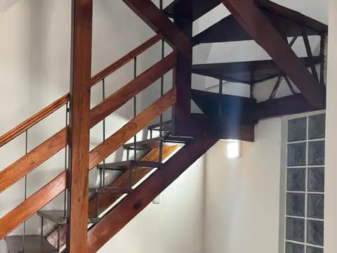 Depto Tipo Casa en Venta de 3 ambientes