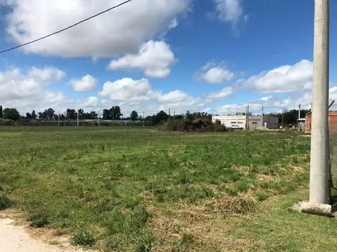 Terreno en Venta en Los Hornos, USD 16.000