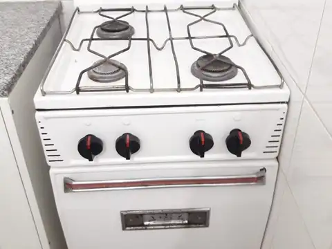 Departamento tipo PH frente a Plaza Sarmiento, La Plata