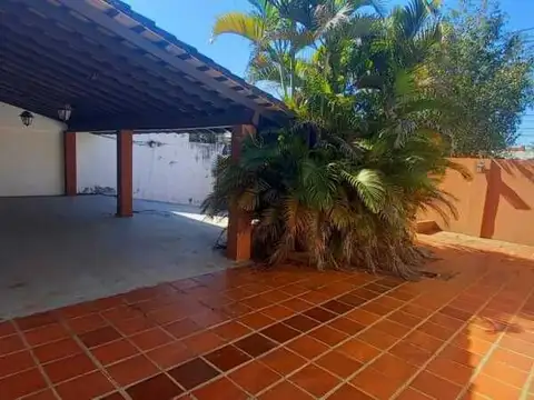 Casa en Venta en Asuncion, USD 190.000