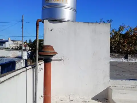 Depto Tipo Casa en Venta con 1 cocheras