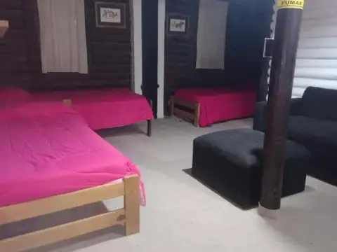 Casa 3 ambientes con 2 baños