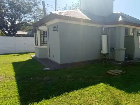 Casa en Venta en Adrogue, USD 230.000
