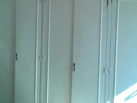 2 AMBIENTES LUMINOSO PISO ALTO A METROS DE AVDA SAN JUAN