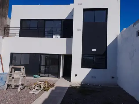 Av. Pte. Perón 6450