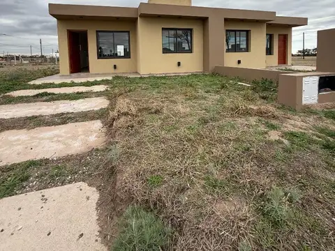 Dos duplex a estrenar en colonia tirolesa