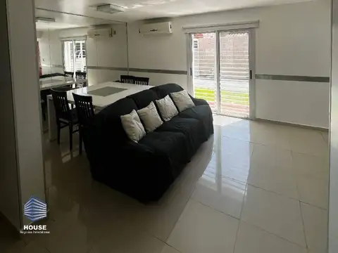 CASA 3 DORMITORIOS APTO CRÉDITO EN VENTA EN BARRIO JARDIN