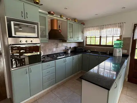 Casa en Venta en La Caballeriza, USD 330.000