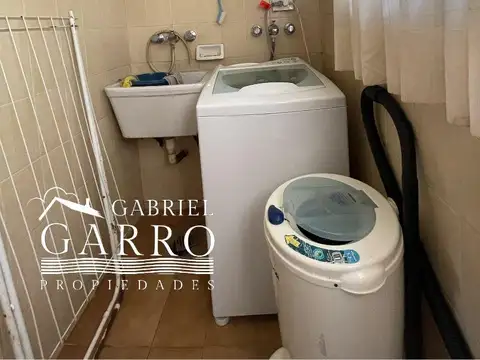 Chalet tradicional a dos cuadras del mar.