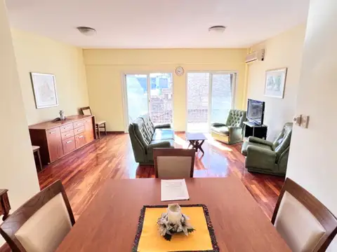 Departamento 4 ambientes con 2 baños
