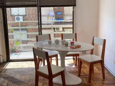 Departamento 2 ambientes en Almagro con balcón- Amoblado - Alquiler Temporario -