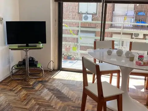 Diaz Velez al 3500, e/ M Bravo y Billinghurst