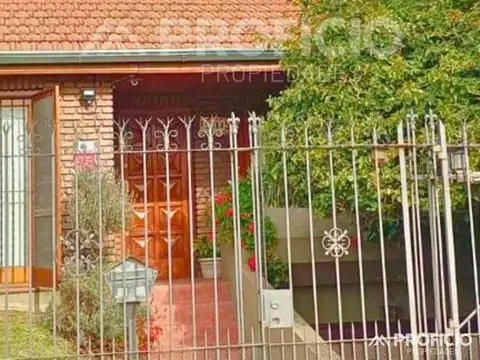 Av. Carlos Pellegrini 2600