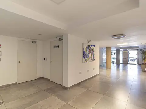 Avenida Álvarez Thomas al 800