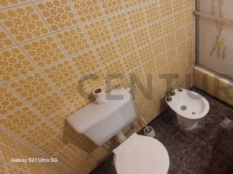 Juan Larrea 1700, Piso 0