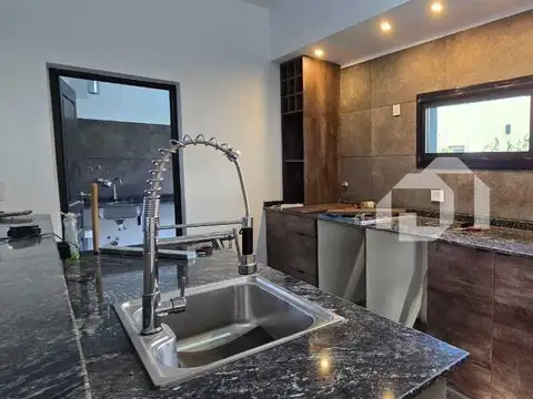 Casa en venta en Santa Emilia