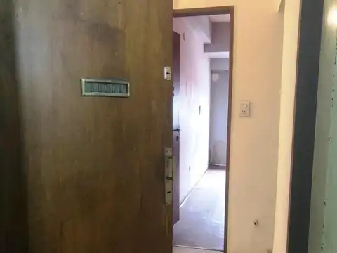 Belgrano 200 , Piso 1