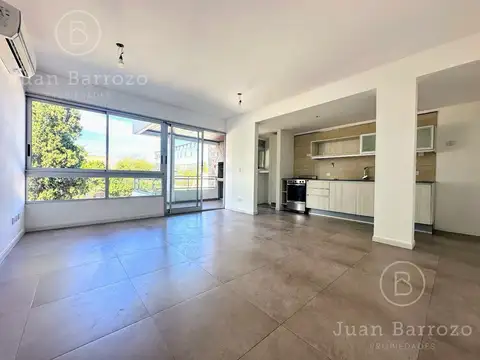 Venta Departamento de 3 ambientes con cochera. Temperley Oeste.