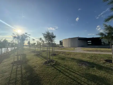 Av. Arturo Illia al 1200