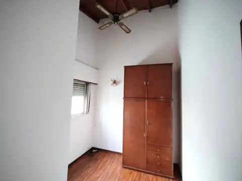 Depto Tipo Casa en Venta 45 años