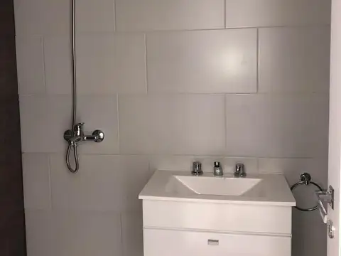 David Magdalena 2700, Piso 5