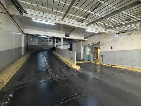 Cochera en venta en Palermo c/seguridad 24hs