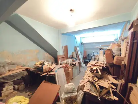 Local en Venta en Parque Avellaneda, USD 110.000