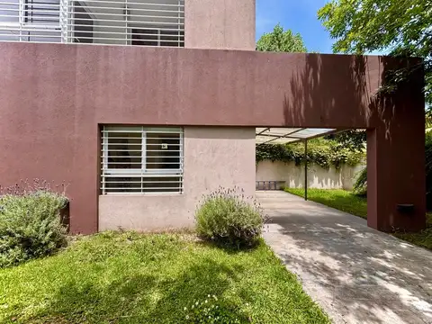 Casa en Venta al Sudeste
