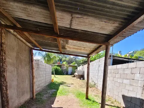 Casa 5 ambientes con 4 baños