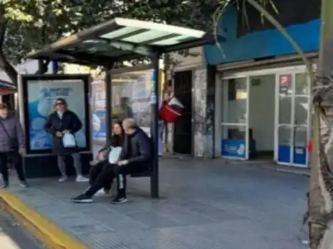 ALQUILER – LOCAL COMERCIAL DE 6 MTS. X 10 MTS. – FLORES