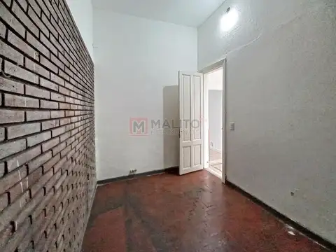 Depto Tipo Casa en Venta 50 años