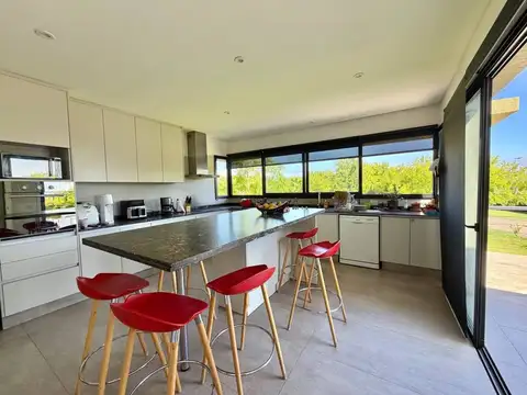 Casa en Venta en Lunlunta, USD 480.000