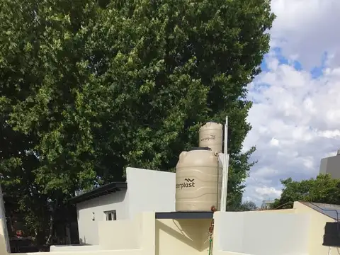 Depto Tipo Casa en Venta de 2 ambientes