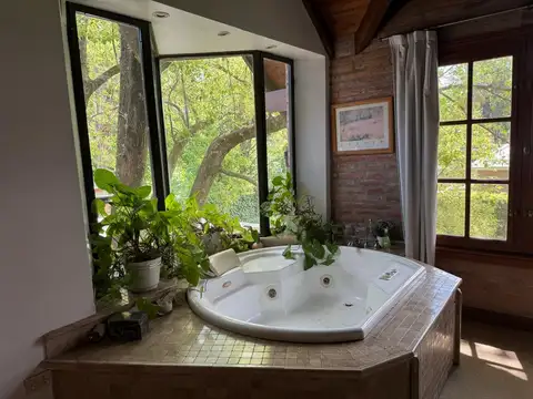 Quinta en Alquiler Temporal de 4 dormitorios