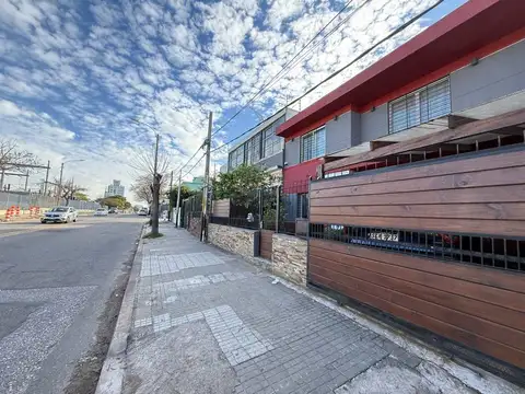 ALQUILER PARQUE BATLLE CASA PARA EMPRESA