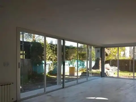 Casa en Alquiler de 3 dormitorios