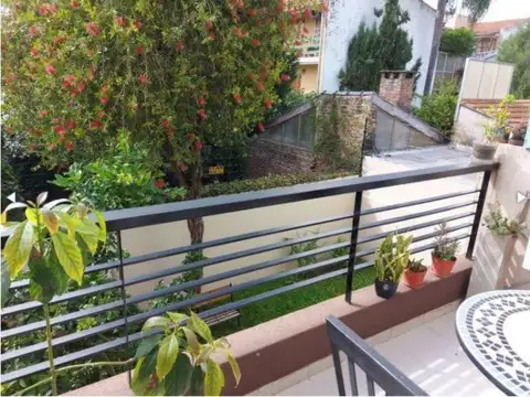 Depto Tipo Casa en Alquiler de 2 dormitorios