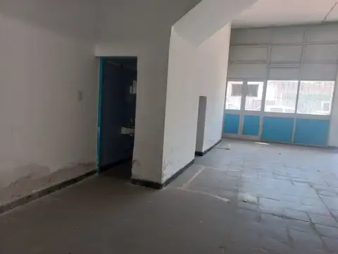 Local en Venta en La Banda, USD 125.000