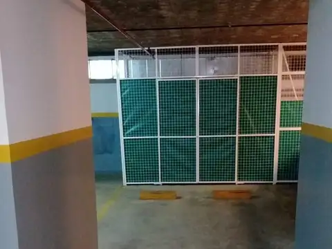 Cochera en Venta Cubierta